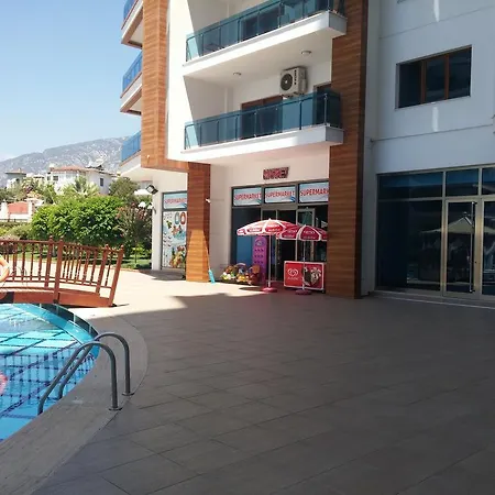 Azzurra Blue Holidays Mahmutlar